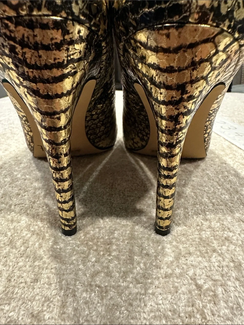 Vince Camuto Gold Snake-Print Pointed Toe Pumps- new without box